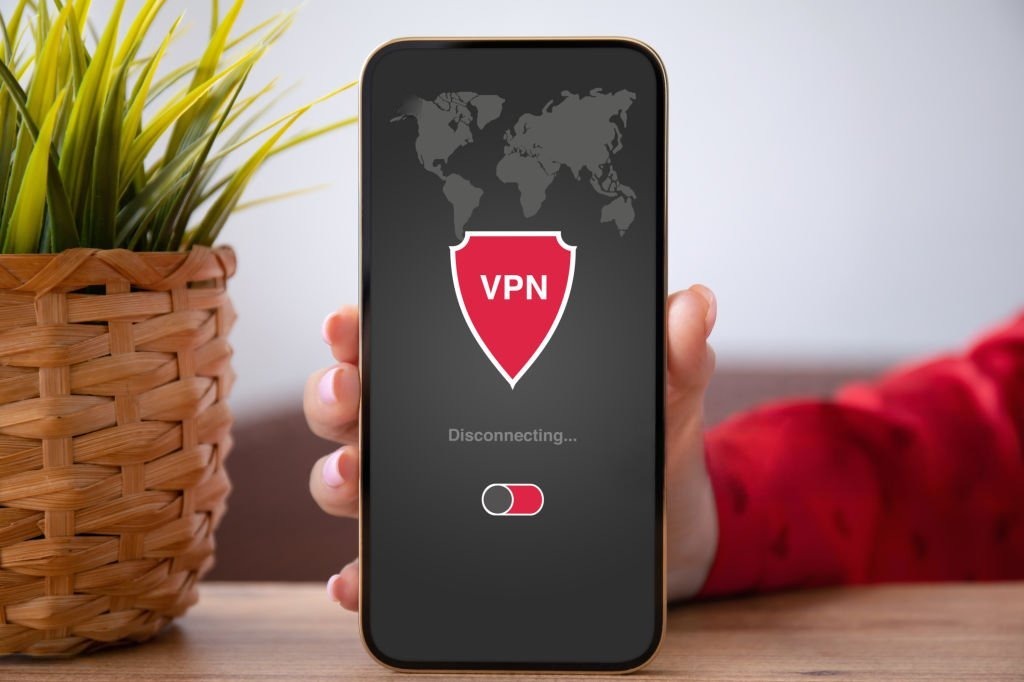 Yasaklı sitelere giriş yöntemlerini ücretsiz bir şekilde paylaştık. İçerikte ücretsiz vpn araçları ve dns ayarlarını kolayca yaparak yasaklı sitelere erişebilirsiniz.